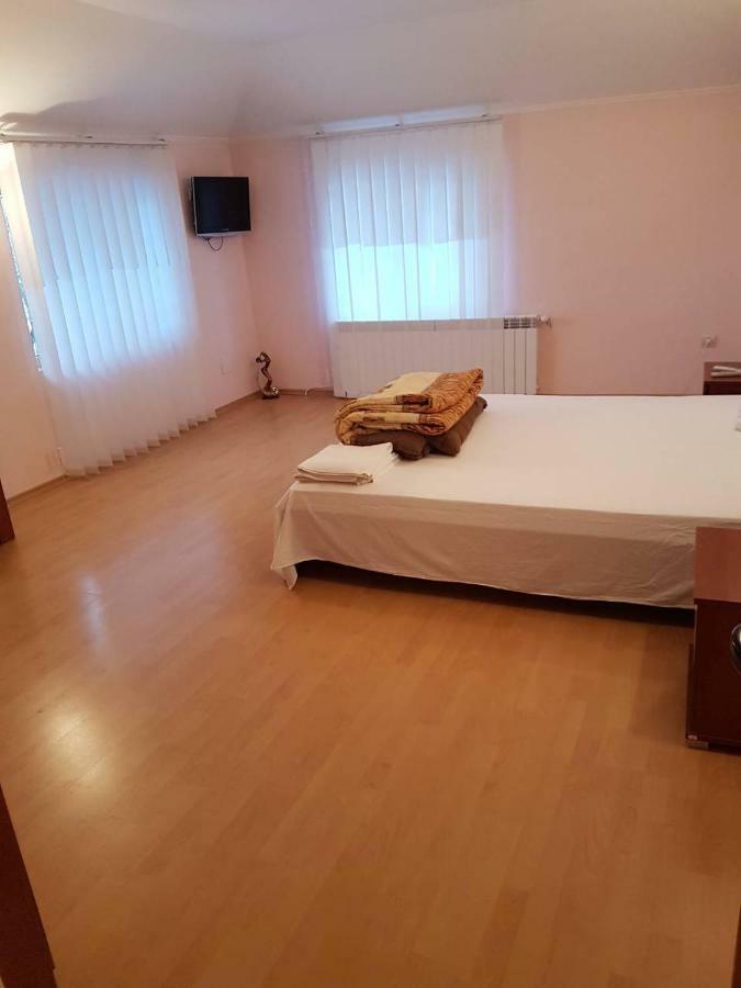 סופיה Guest House Iveta מראה חיצוני תמונה